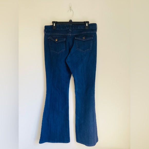 Old Navy low rise dark wash flare leg denim jeans - Picture 7 of 8